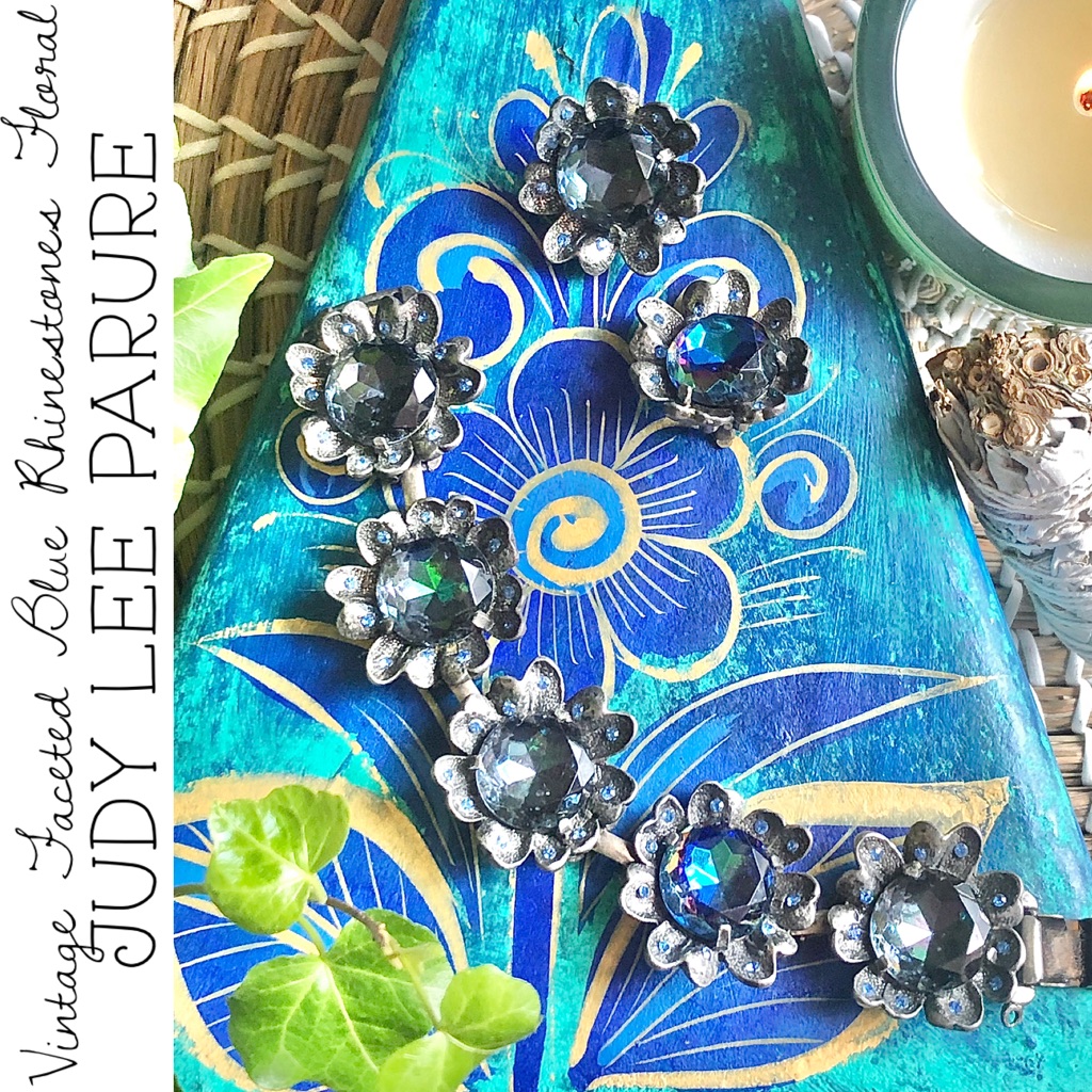Vintage Judy Lee Faceted Rhinestone Silver-Toned Bracelet Clip-On Earrings 65$